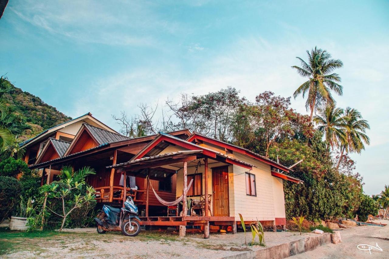 Bird Bungalows Haad Rin Exterior photo